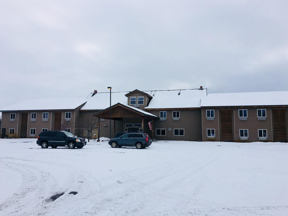 Boulder Creek Inn Donnelly Экстерьер фото
